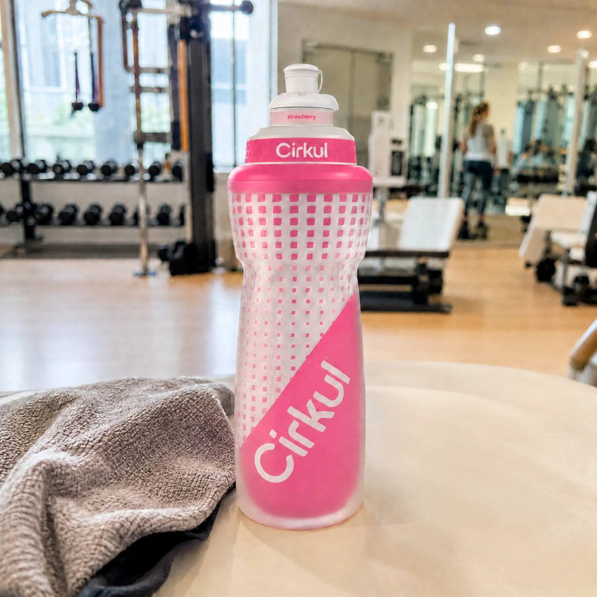 32oz. Insulated Squeeze® Plastic Bottle & Sport Lid - US 2368